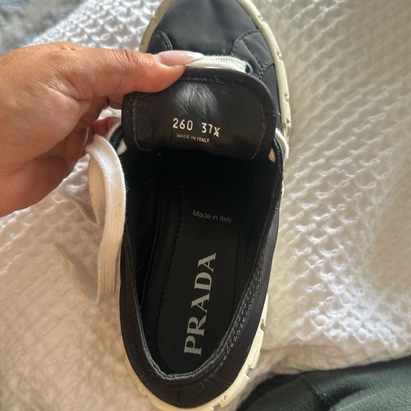 Prada double wheel re-nylon gabardine sneakers. Make an offer!!! - Picture 5 of 5